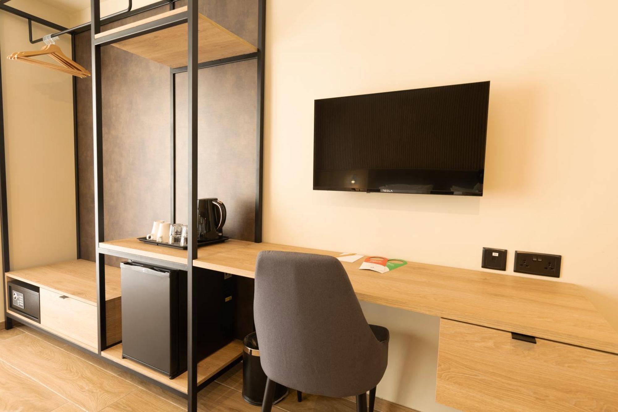 East Sliema Suites Екстериор снимка