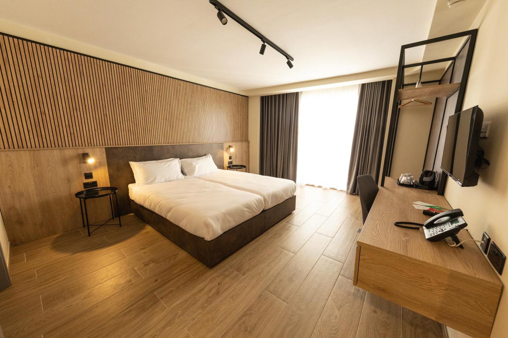 East Sliema Suites Екстериор снимка