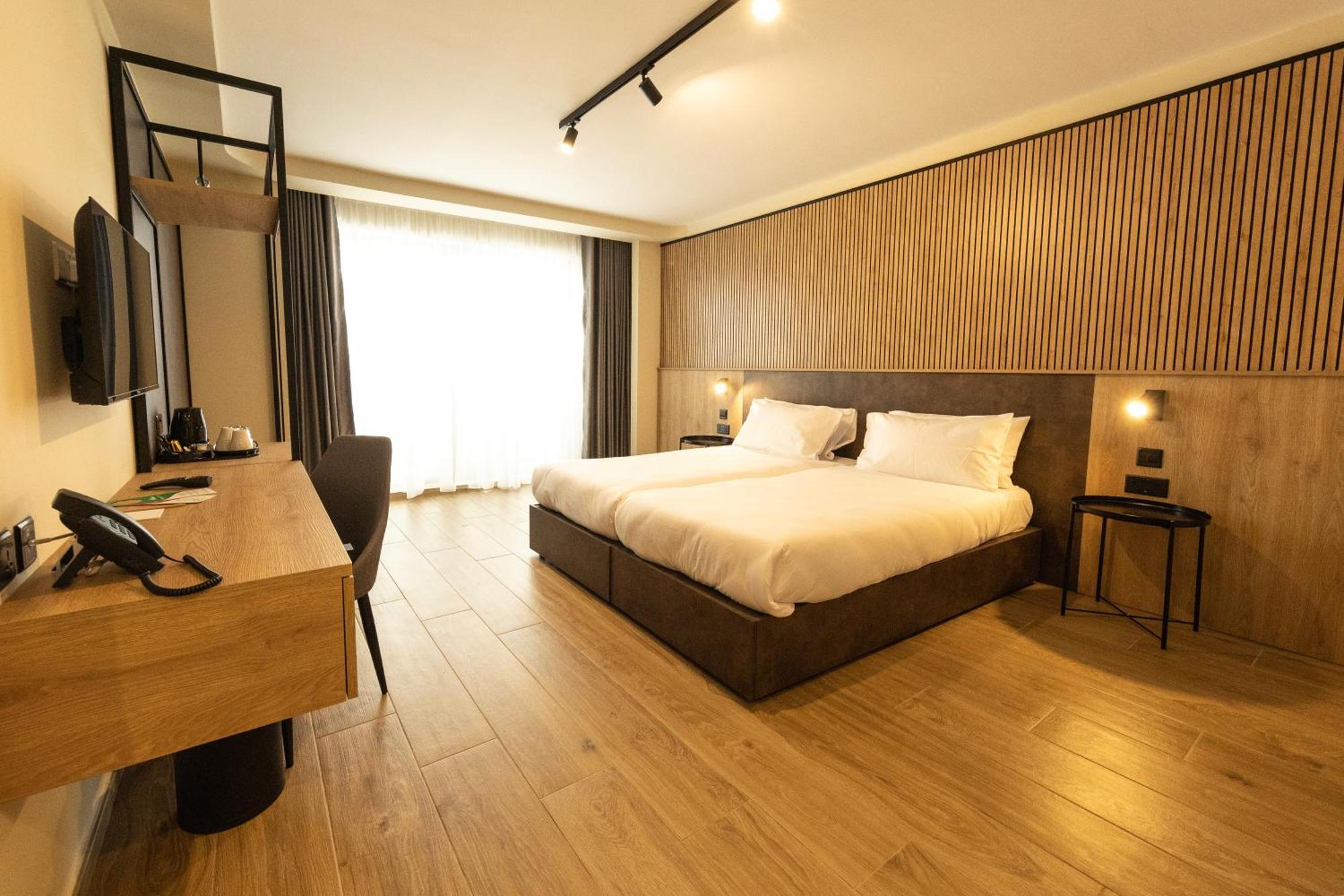 East Sliema Suites Екстериор снимка